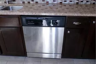 319 Milkweed Dr, Upper Macungie Township, PA 18104 - Photo 11