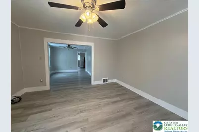 237 Carbon Street, Lehighton, PA 18235 - Photo 3