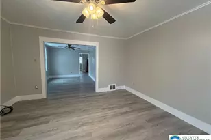 237 Carbon St, Lehighton, PA 18235 - Photo 3