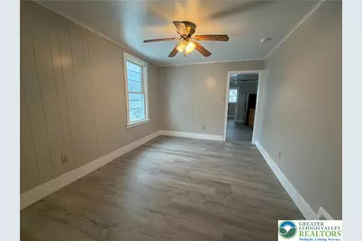 237 Carbon Street, Lehighton, PA 18235 - Photo 5