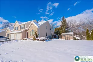 2115 Briarwood Dr, North Whitehall Twp, PA 18037 - Photo 3