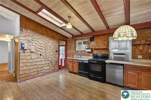 1220 Oakwood Dr, Hanover Twp, PA 18017 - Photo 15
