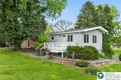 1220 Oakwood Drive, Hanover Twp, PA 18017 - Photo 5