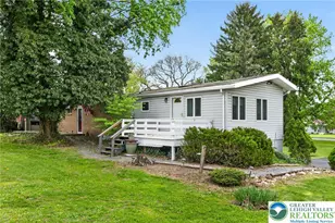 1220 Oakwood Dr, Hanover Twp, PA 18017 - Photo 5
