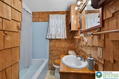 1220 Oakwood Drive, Hanover Twp, PA 18017 - Photo 29