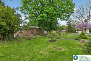 1220 Oakwood Dr, Hanover Twp, PA 18017 - Photo 3