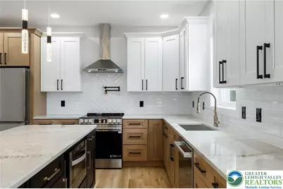 1330 Lincoln Street, North Catasauqua Bor, PA 18032 - Photo 15