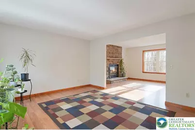 4938 Pine Ridge Drive, Bushkill, PA 18324 - Photo 5