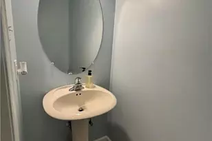 258 Milkweed Dr, Upper Macungie Township, PA 18104 - Photo 5