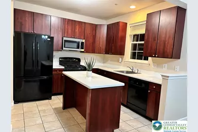 258 Milkweed Drive, Upper Macungie Township, PA 18104 - Photo 3