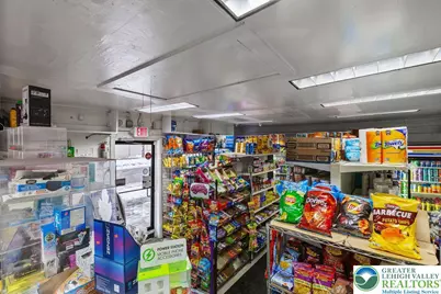 909 Linden, Allentown, PA 18101 - Photo 17