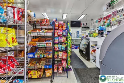 909 Linden, Allentown, PA 18101 - Photo 5