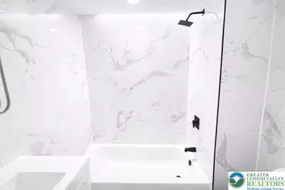 107 W Rowe Street, Tamaqua Boro, PA 18252 - Photo 19