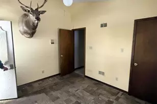 6204 Grouse Dr, East Allen Township, PA 18017 - Photo 5