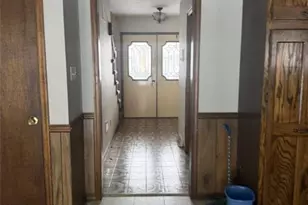 6204 Grouse Dr, East Allen Township, PA 18017 - Photo 9