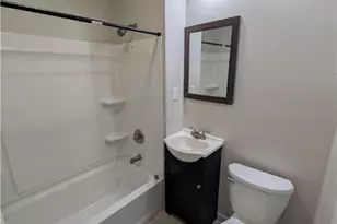 1324 S 2nd St, Allentown, PA 18103 - Photo 15