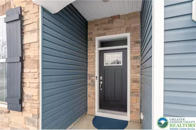 8071 Schaefer Crest, Upper Macungie Township, PA 18031 - Photo 5