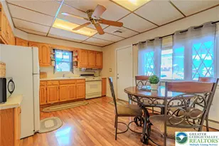 2376 S Fountain St, Allentown City, PA 18103 - Photo 9