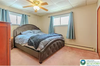 2376 S Fountain Street, Allentown, PA 18103 - Photo 13