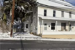 527 Pennsylvania Ave, Bangor, PA 18013 - Photo 1