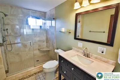 2314 N 1st Avenue, Whitehall Twp, PA 18052 - Photo 25