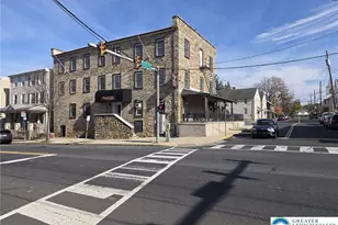 605 Main St, Hellertown, PA 18055 - Photo 3