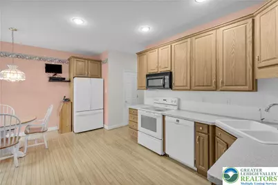 801 Dorset Road, Allentown City, PA 18104 - Photo 13