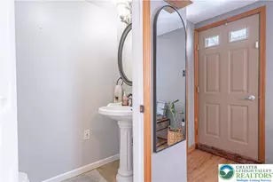 928 Nursery St, Upper Macungie Township, PA 18051 - Photo 7