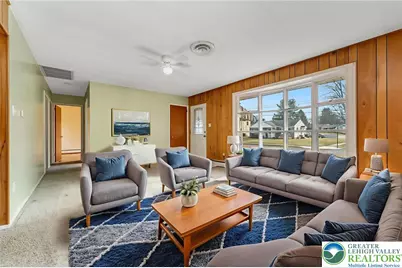 1327 W Wyoming Street, Allentown, PA 18103 - Photo 5