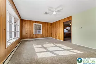 1327 W Wyoming St, Allentown, PA 18103 - Photo 7