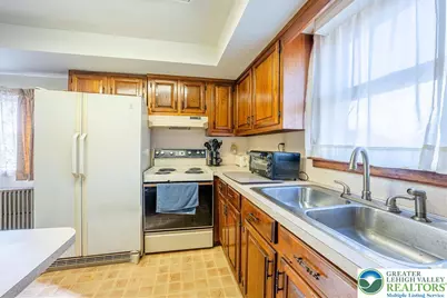 1046 3rd Street, North Catasauqua Bor, PA 18032 - Photo 23