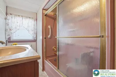 326 Main Street, Stockertown Boro, PA 18083 - Photo 17