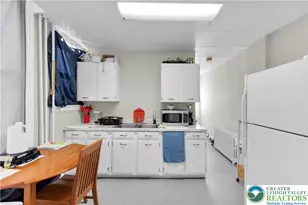 318 N 7th St, Allentown City, PA 18102 - Photo 9