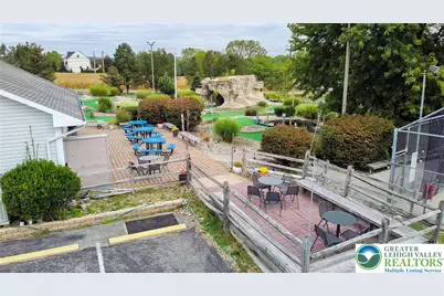 4565 Spring Hill Drive, Schnecksville, PA 18078 - Photo 23