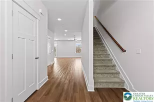 1674 Best Pl, Bethlehem, PA 18017 - Photo 3