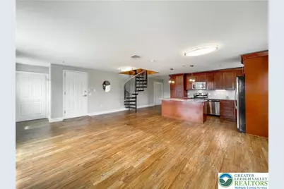 758 Main Street #2, Hellertown, PA 18055 - Photo 3