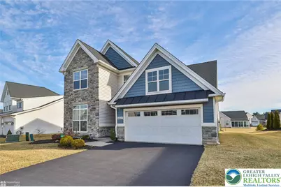 6822 Sycamore Drive, East Allen Township, PA 18014 - Photo 3