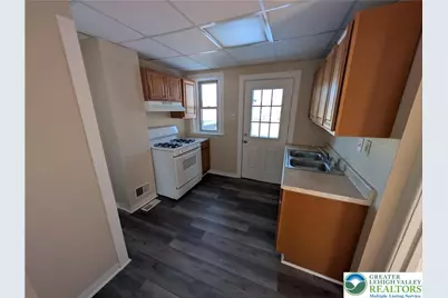 1144 Minsi Trail Street, Bethlehem, PA 18018 - Photo 7