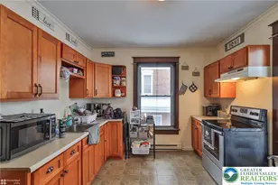 215 N 2nd St, Lehighton Boro, PA 18235 - Photo 11