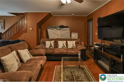 215 N 2nd Street, Lehighton Boro, PA 18235 - Photo 33