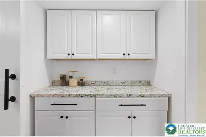 402 Florentine Drive, Forks Twp, PA 18040 - Photo 19