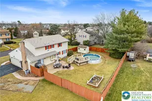 402 Florentine Dr, Forks Twp, PA 18040 - Photo 3