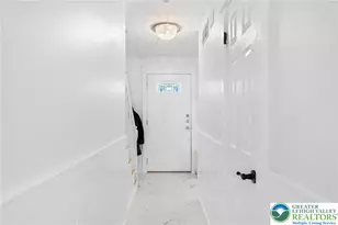 402 Florentine Dr, Forks Twp, PA 18040 - Photo 7