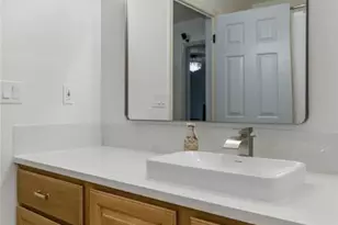 402 Florentine Dr, Forks Twp, PA 18040 - Photo 37