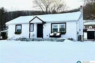 3752 Redbud Dr, Lehigh Township, PA 18067 - Photo 1