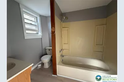 934 Butler Street, Easton, PA 18042 - Photo 9