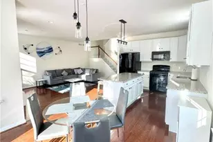 370 Redclover Ln, Upper Macungie Township, PA 18104 - Photo 11