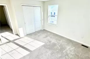 370 Redclover Ln, Upper Macungie Township, PA 18104 - Photo 23