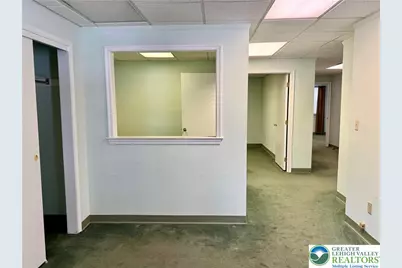 2610 Walbert Avenue, South Whitehall Township, PA 18104 - Photo 9