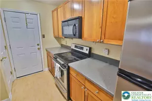 7923 Cross Creek Circle, Upper Macungie Township, PA 18031 - Photo 11